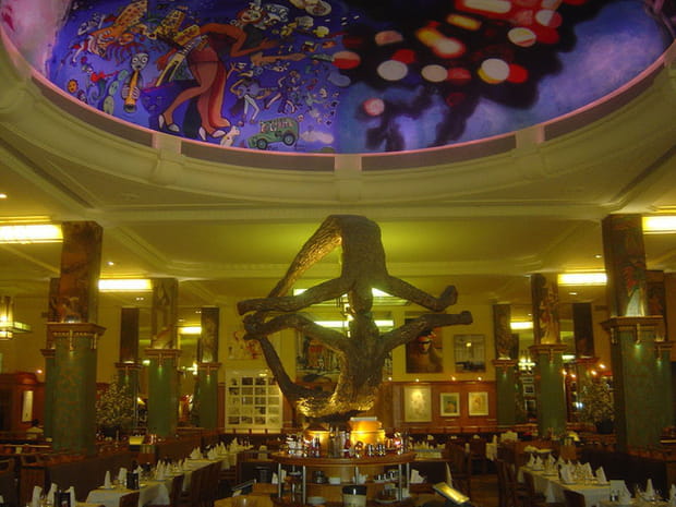 La Coupole, Elsa Triolet et Louis Aragon