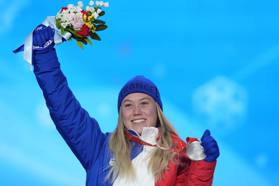 M&eacute;daille d'argent pour Tess Ledeux en Big Air