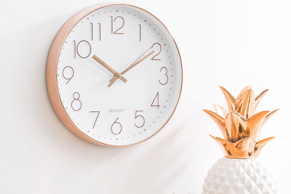 Vous aimez les beaux mat&eacute;riaux&nbsp;: une horloge cuivr&eacute;e