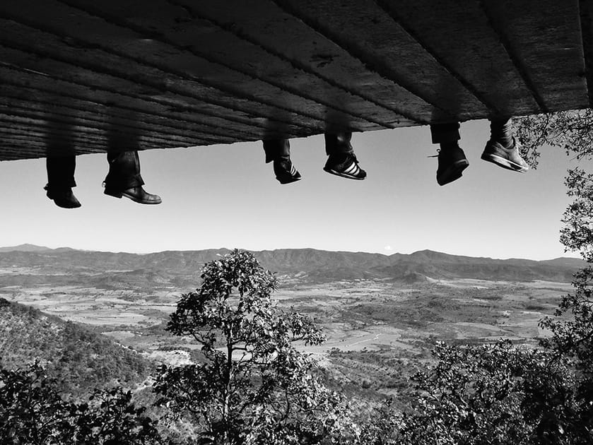 3e prix de la cat&eacute;gorie Individus&nbsp;: les&nbsp;pieds&nbsp;ballants