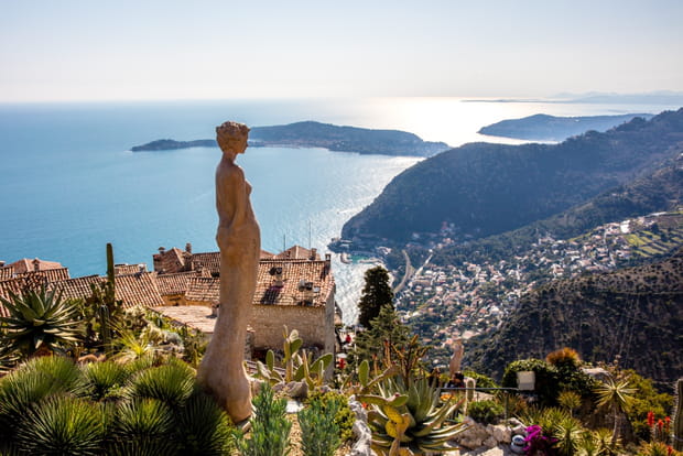 Eze perchée
