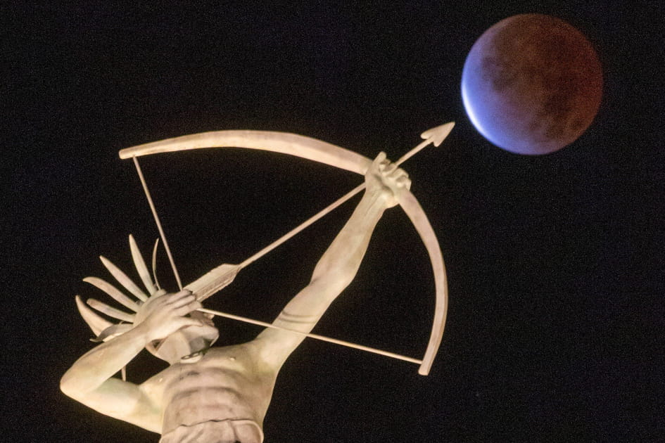 Retour sur les images de l'&eacute;clipse de Lune du 19&nbsp;novembre 2021