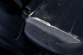 C'est le moyen le plus simple pour enlever le sable de sa voiture quand on rentre de vacances