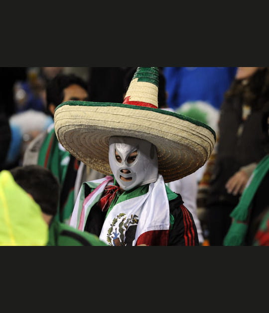 Catcheur mexicain au sombrero