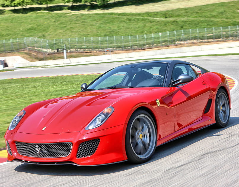 Ferrari 599&nbsp;GTO&nbsp;: 335&nbsp;km/h