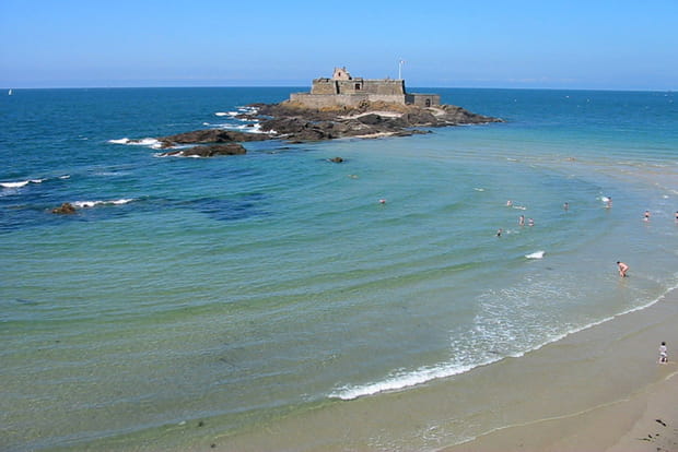 La plage de l'Éventail à Saint-Malo (Ille-et-Vilaine)