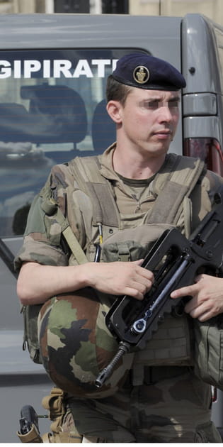 Les militaires