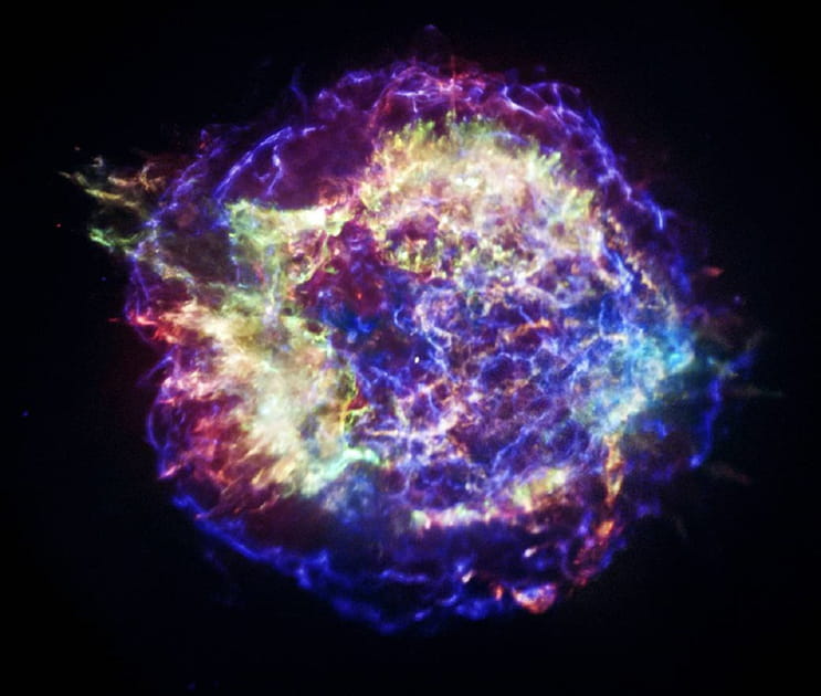 Cassiop&eacute;e A, l'explosive Supernova