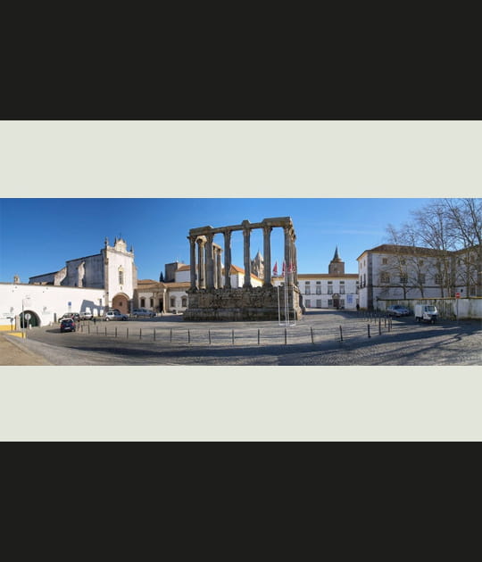 Le temple de Diane &agrave; Evora