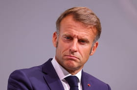 Vote de confiance, en direct&nbsp;: Bayrou impuissant, Macron entre dans le jeu