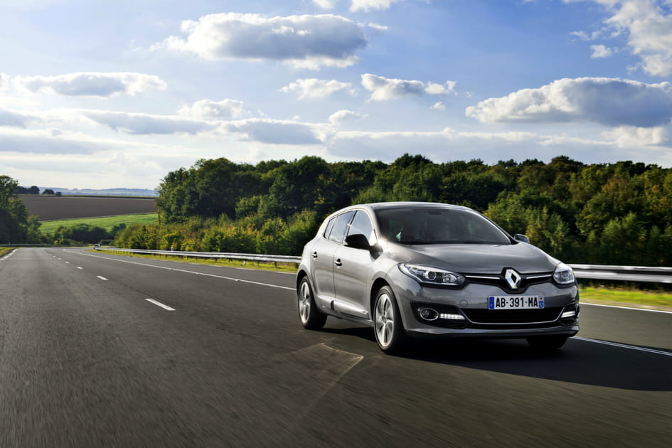 Renault Megane : 396 euros