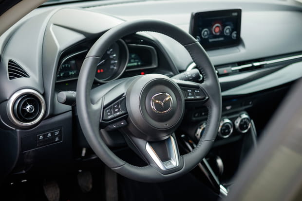 Ambiance cossue et confort à bord de la Mazda 2