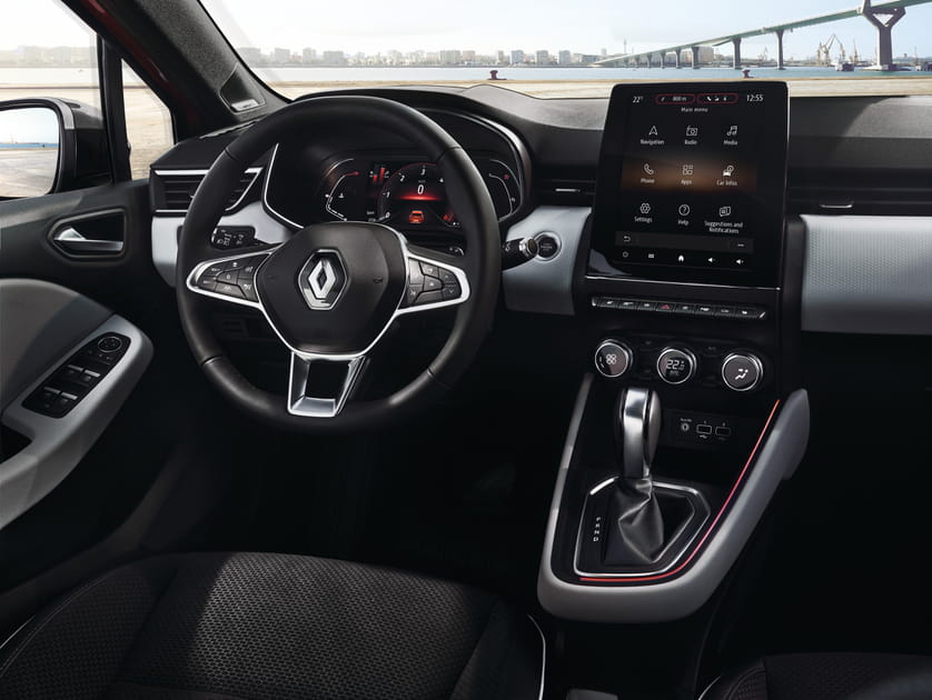Un &eacute;cran tactile &eacute;quip&eacute; du dernier syst&egrave;me Renault