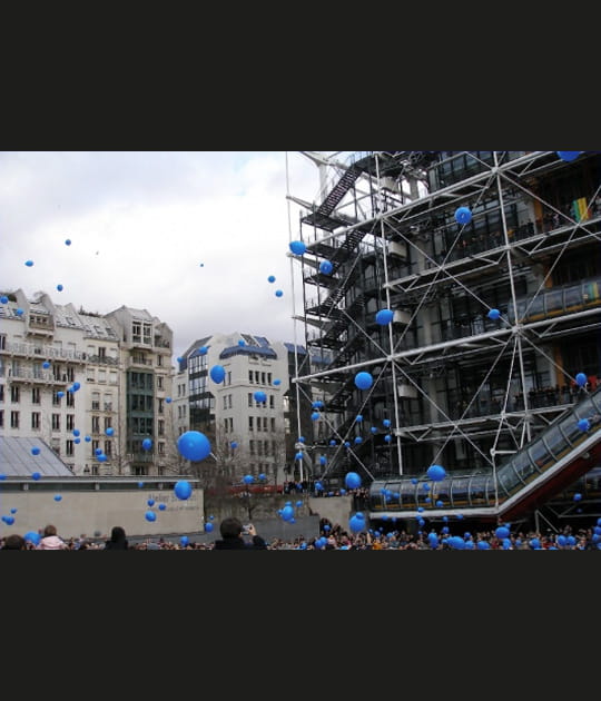 1001&nbsp;ballons bleus