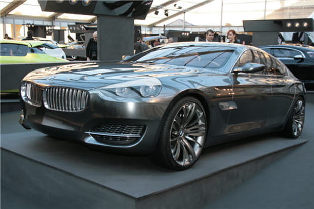 Concept-cars : le 23e festival automobile international
