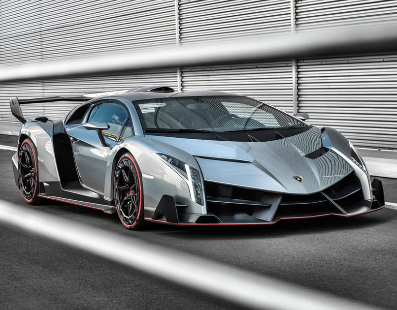 Lamborghini Veneno&nbsp;:  355&nbsp;km/h