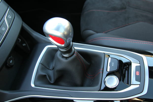 Une boite manuelle six rapports