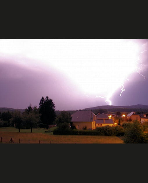Un &eacute;clair dans la nuit