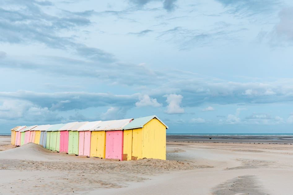 Berck-sur-mer et ses rang&eacute;es de cabines de plage color&eacute;es