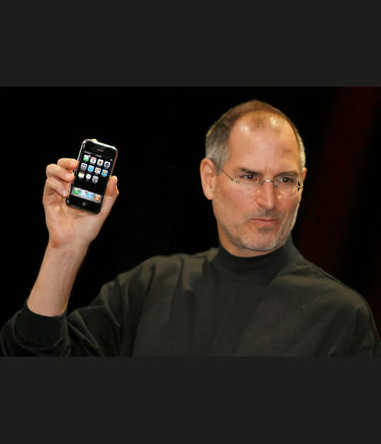2007&nbsp;: l'iPhone r&eacute;volutionne la t&eacute;l&eacute;phonie