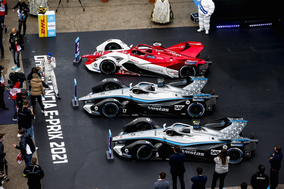 Mercedes encore au top