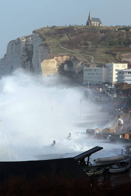Des &quot;temp&ecirc;tes plus importantes&quot; en France