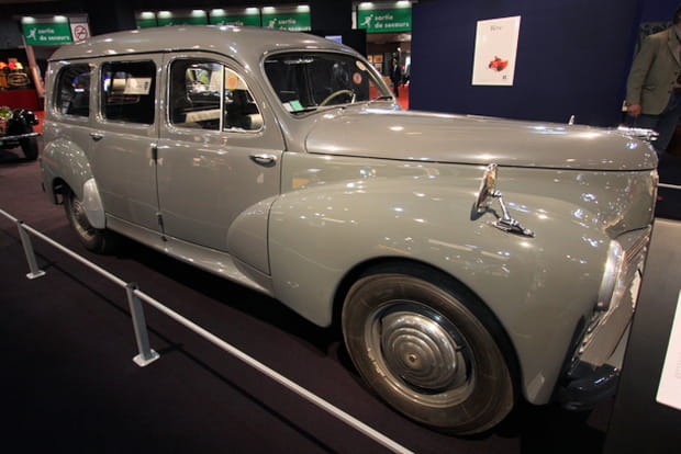 Peugeot 203 limousine commerciale