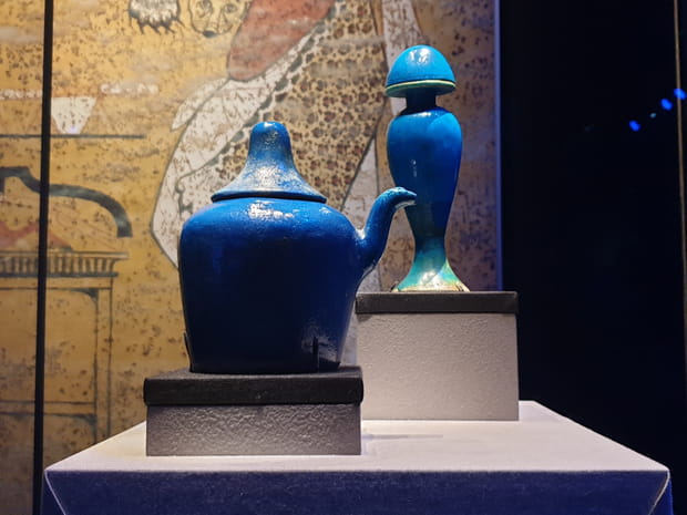 Vases nemset et heset