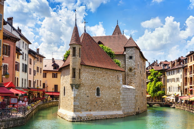 Le Palais de l'Isle, une ancienne prison du Moyen Âge à Annecy