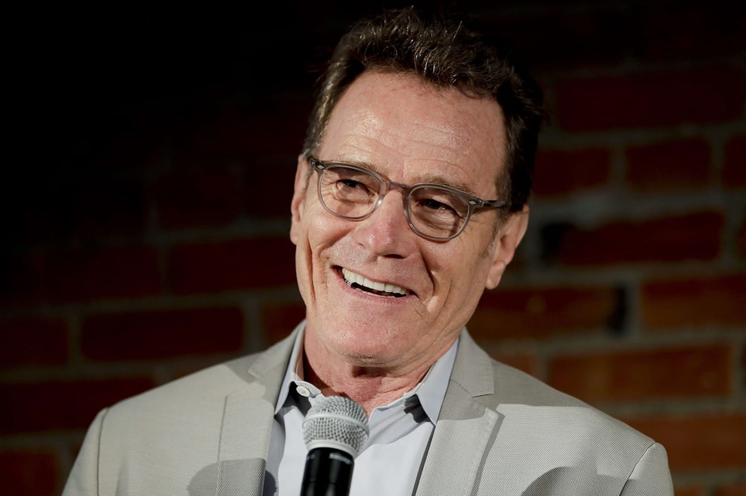 Intouchables : Bryan Cranston et Kevin Hart pour le remake américain