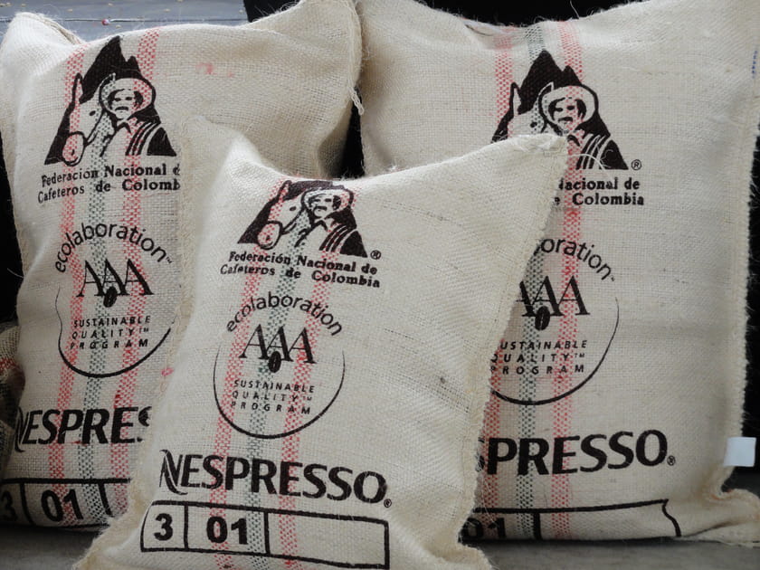 Le caf&eacute; arrive encore vert dans les centres de production