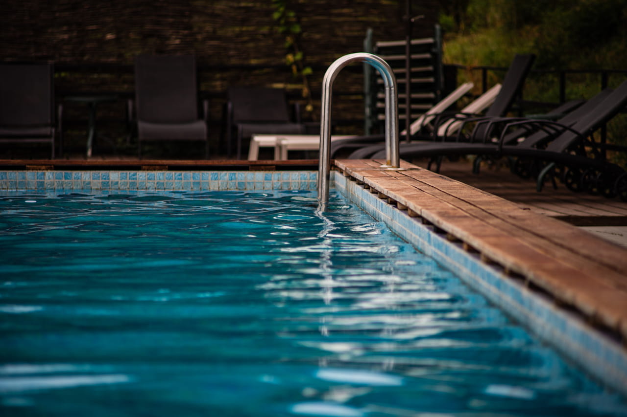 Cafards, bactéries dans la piscine... Le calvaire de vacanciers dans un établissement 4 étoiles en Vendée