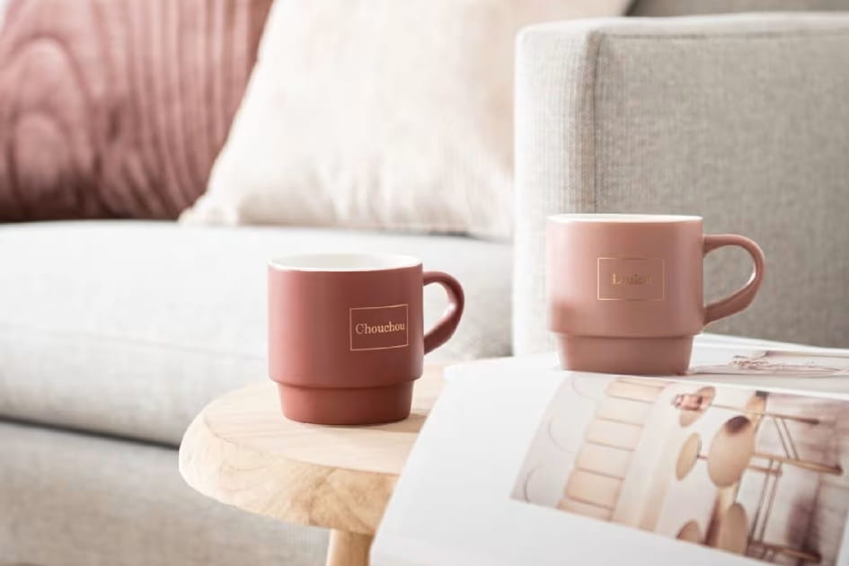 Pour le couple&nbsp;: un coffret 2&nbsp;tasses en porcelaine rose