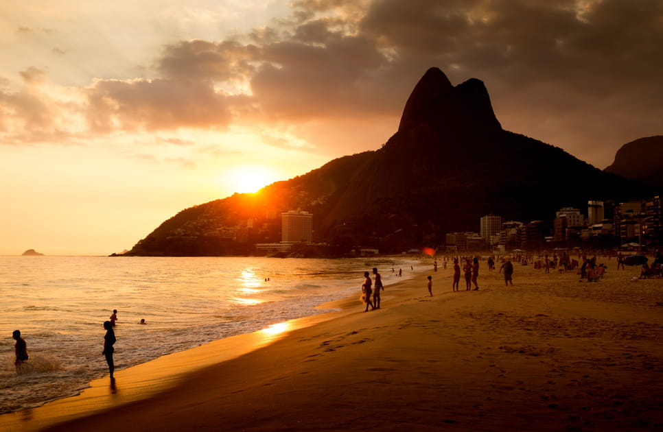 Sur la plage d'Ipanema, &agrave; Rio de Janeiro