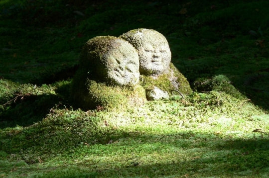 Esprits de la for&ecirc;t au temple Sanzerin