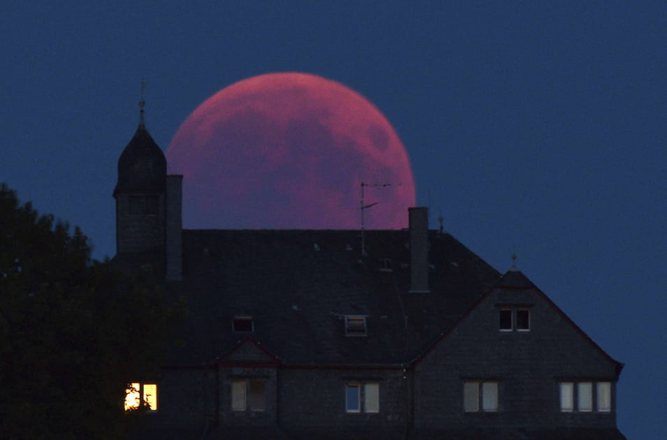 Les plus belles images de la &quot;lune de sang&quot;