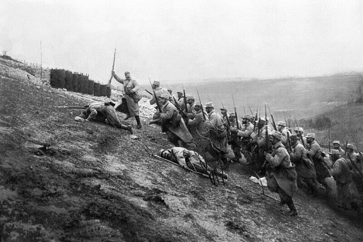 L'assaut à NotreDamedeLorette L'assaut à NotreDamedeLorette