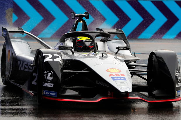 Rowland sauve les meubles