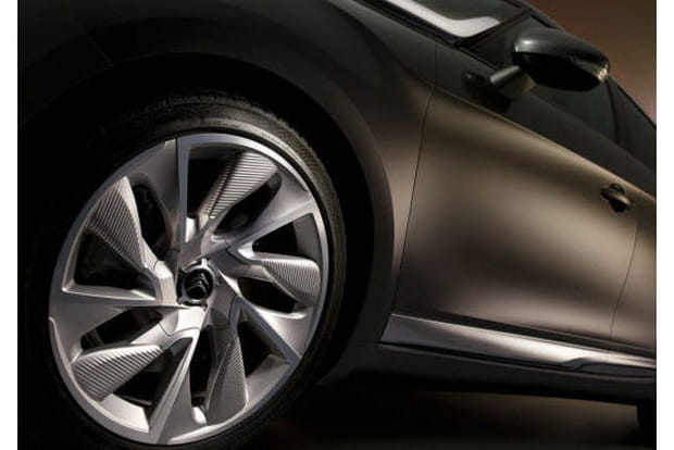 La première Citroën équipée du diesel Hybrid4