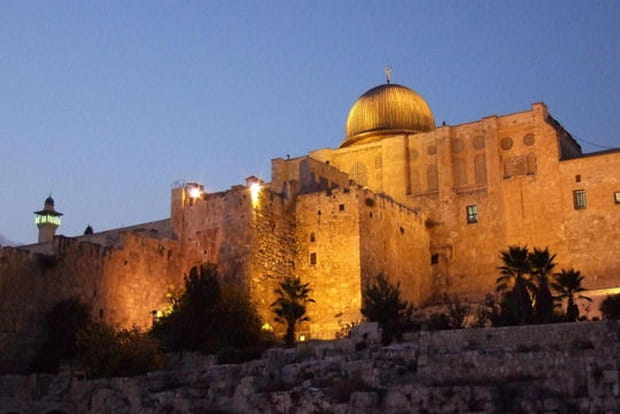 Dans le tombeau du Christ