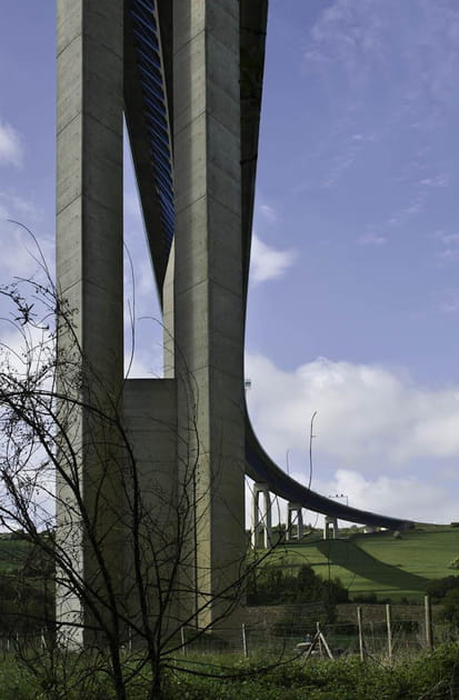 Plusieurs ponts &agrave; risque en France