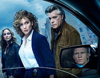 Shades of Blue : une flic entre deux feux : Laissez entrer la lumière