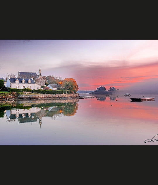 Matin calme et brumeux &agrave; Saint-Cado