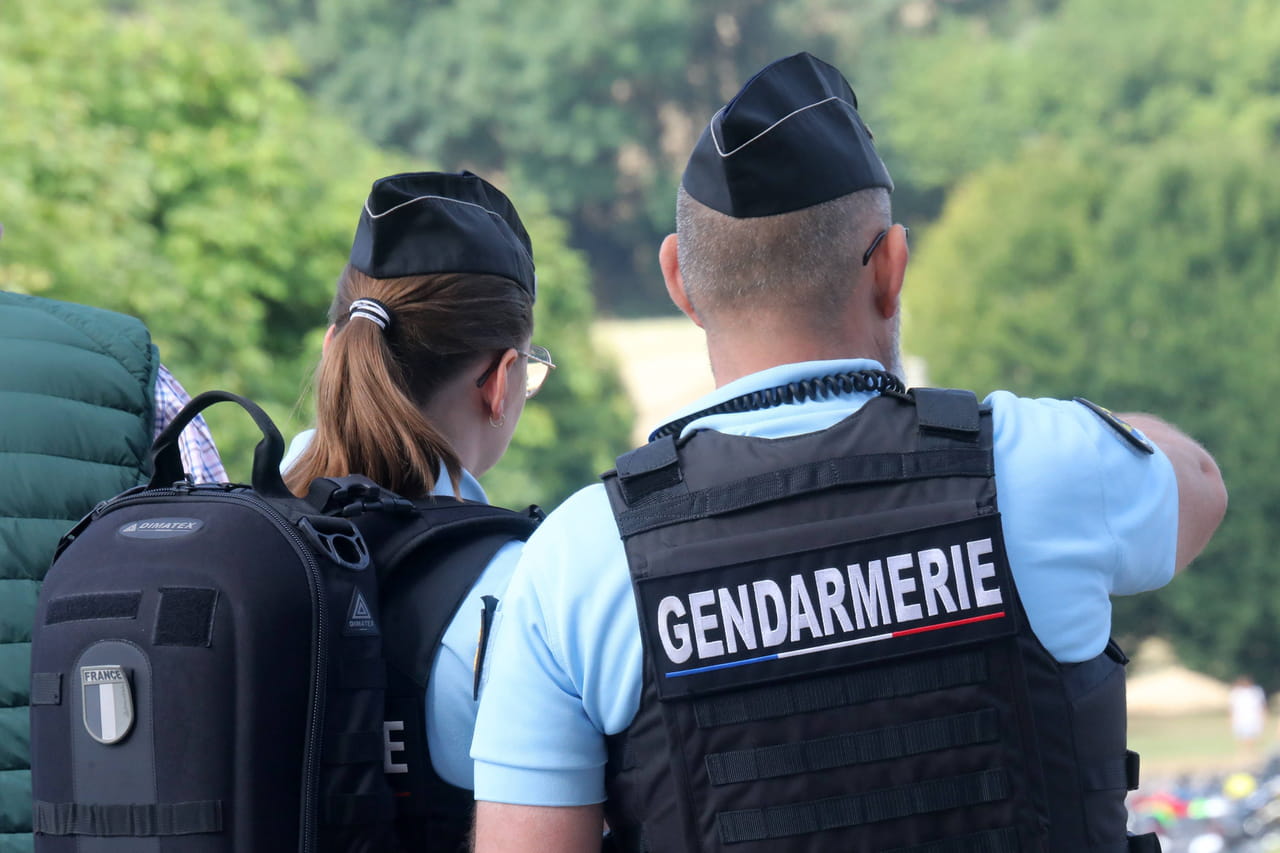 Ombrée-d'Anjou : une fillette de 11 ans retrouvée noyée dans un étang, l'encadrement en cause ?