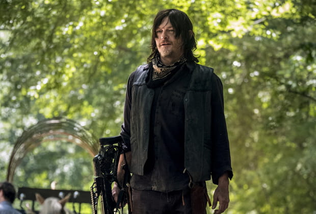 Daryl observe