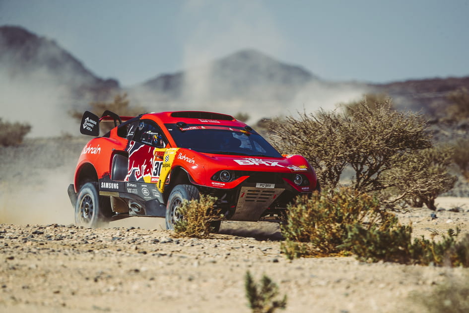 Un d&eacute;but de Dakar difficile pour S&eacute;bastien Loeb
