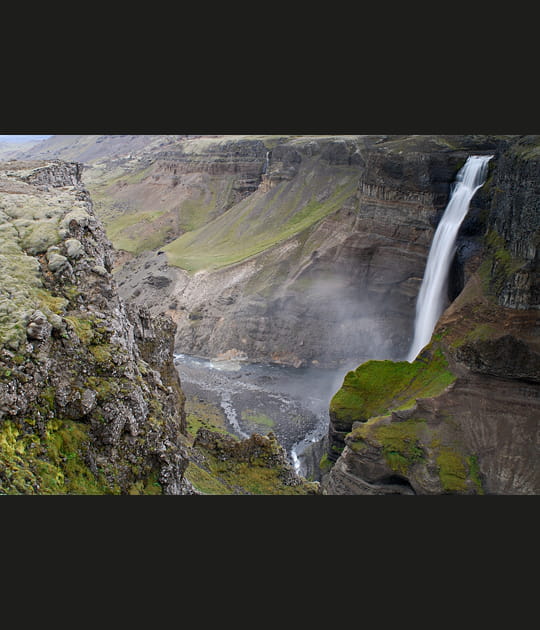 Vertigineuse cascade