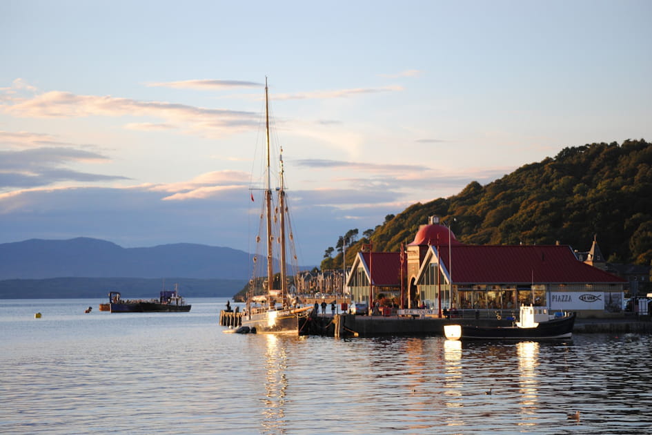 Le port coquet d'Oban en &Eacute;cosse