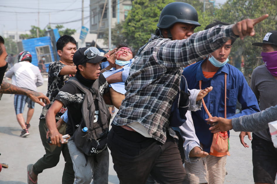 Manifestations dangereuses en Birmanie