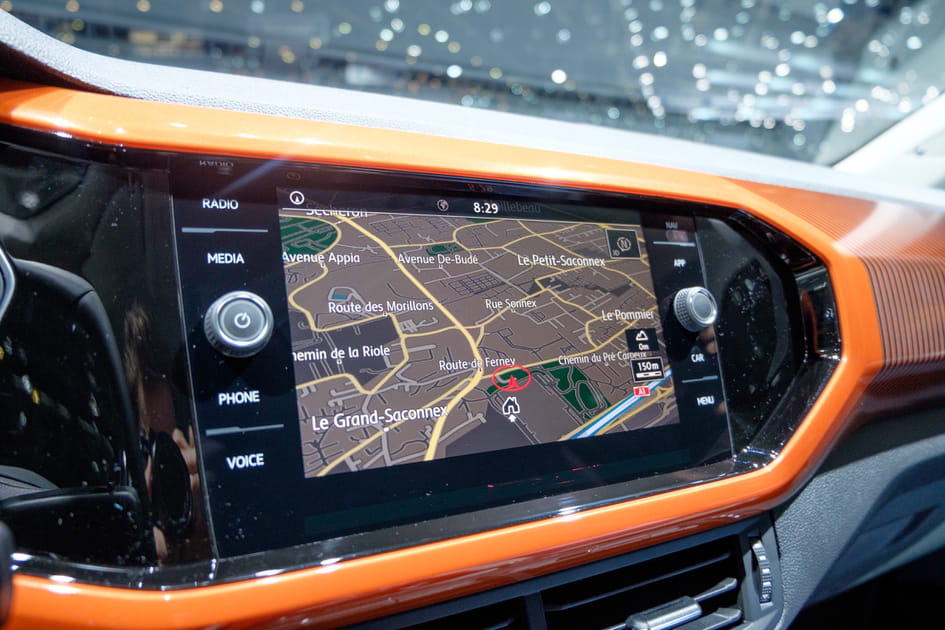 Zoom sur l'&eacute;cran tactile du T-Cross